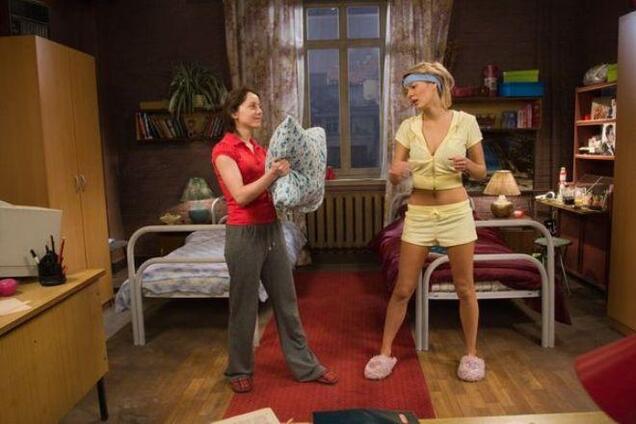 'Какого черта?!' Лысая звезда 'Универа' ошарашила сеть