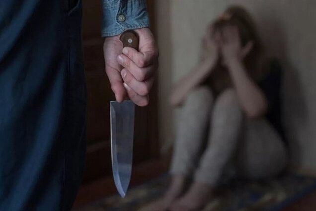 Кухонним ножем в шию: в Дніпрі чоловік по-звірячому вбив дружину