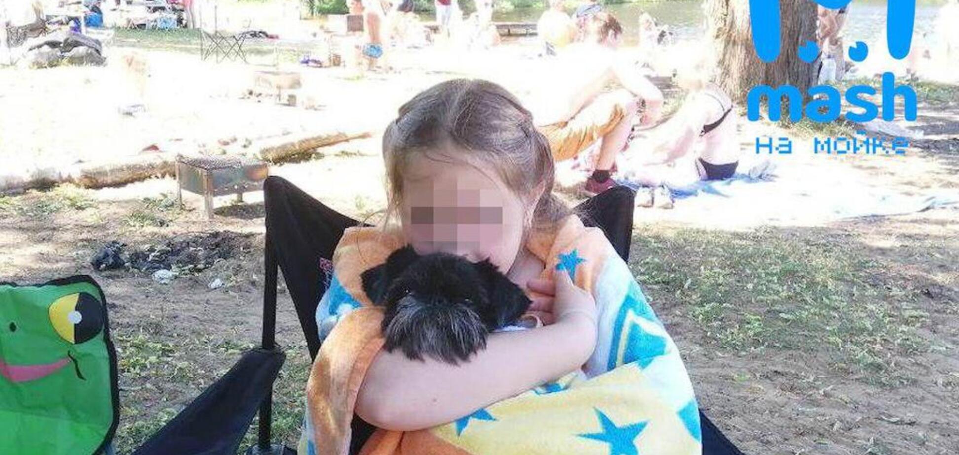 Стало известно о смерти девочки из РФ, которую засосало в бассейн в Турции