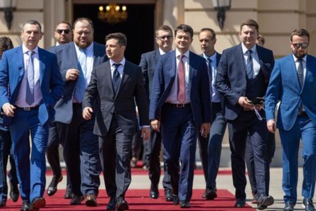 Первое заседание Рады: у Зеленского раскрыли планы