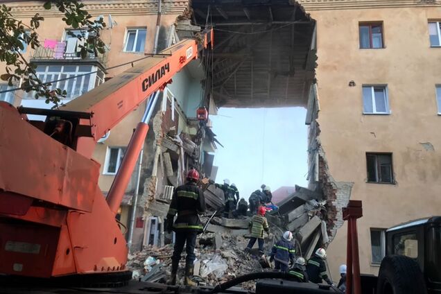Мощный взрыв в Дрогобыче: появились новые фото и видео жуткого обвала