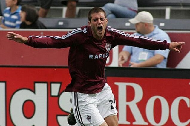 Відомий футболіст помер у 36 років