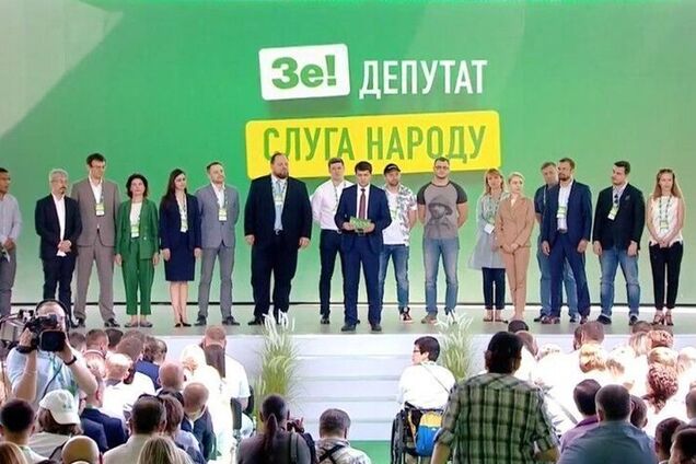 Люди з 'Квартал 95' та безробітні: стало відомо, кого 'Слуга народу' готова провести в Раду