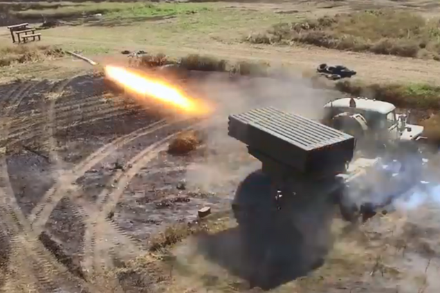 "Боги войны": артиллеристы ООС показали мощь на Донбассе. Зрелищное видео