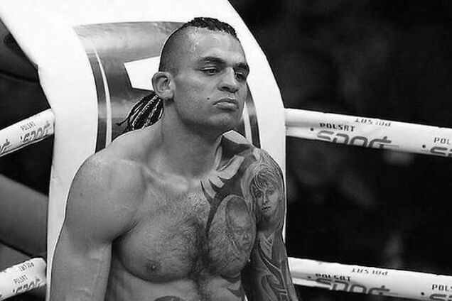 Ексчемпіон світу з боксу покінчив життя самогубством