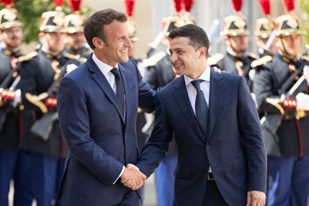 Переговорил с Путиным: Макрон ночью позвонил Зеленскому