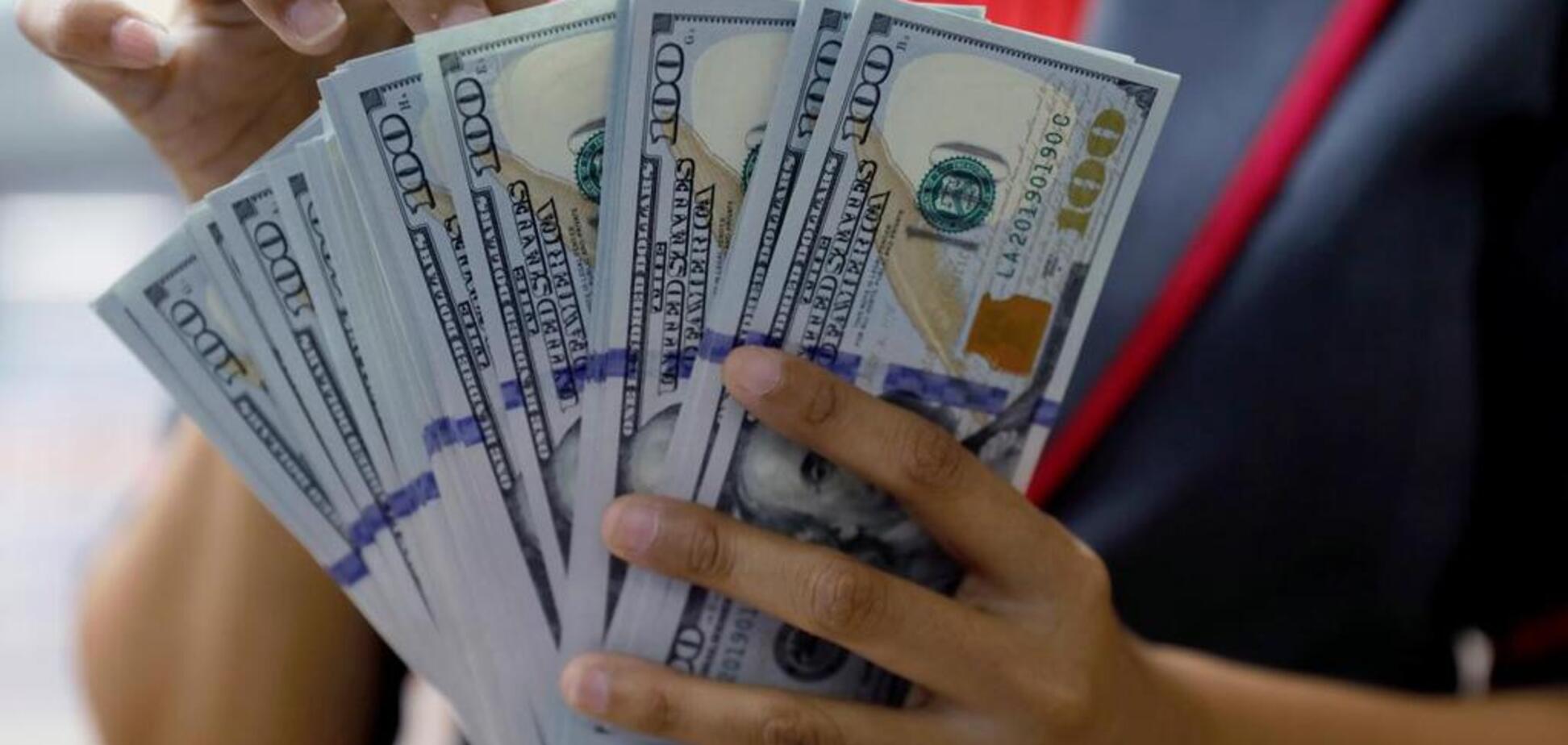 Что будет с курсом доллара в Украине: появился прогноз на неделю