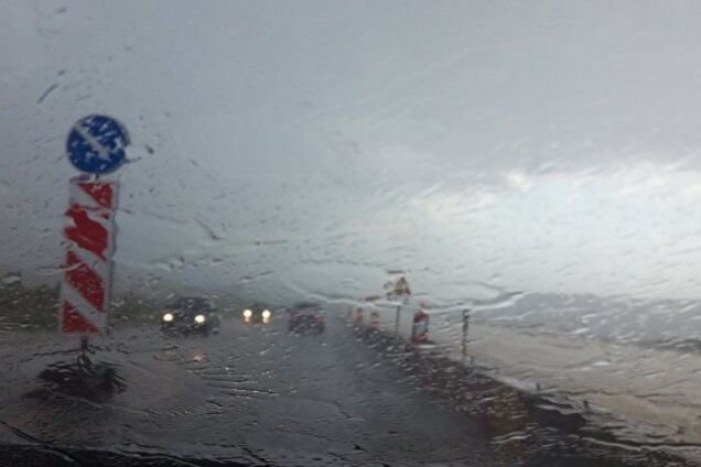 Злива в Криму