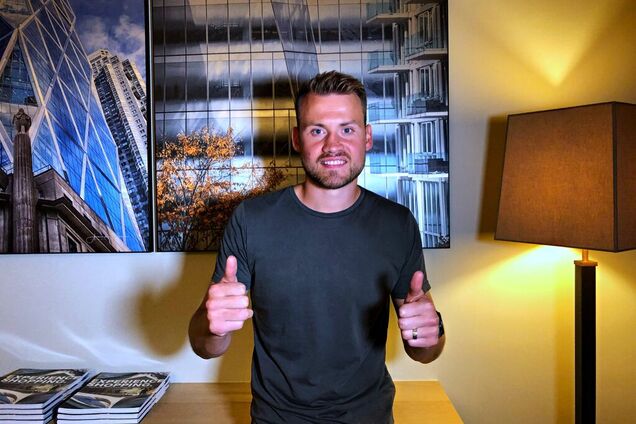 Соперник 'Динамо' в Лиге чемпионов подписал футболиста, который стал посмешищем в Европе