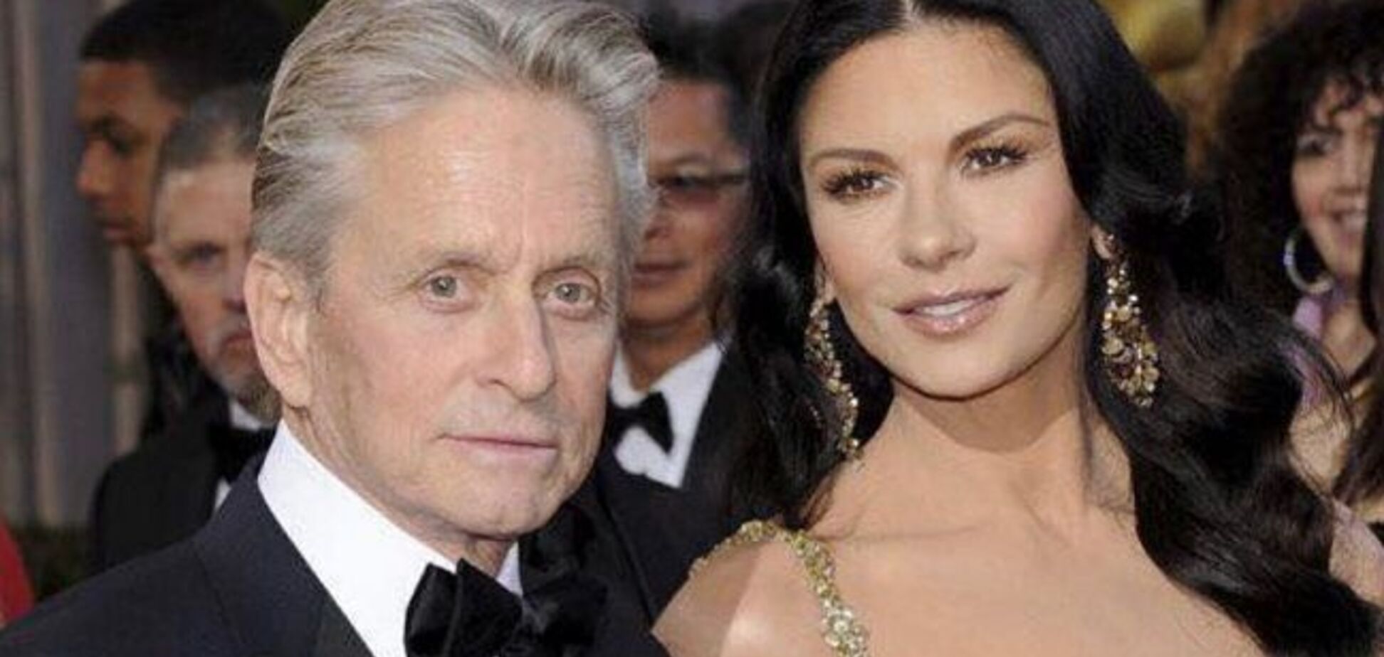 Звезда Голливуда вышла в свет в украинской вышиванке