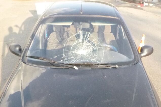 В Запорожской области пьяный коп сбил женщину