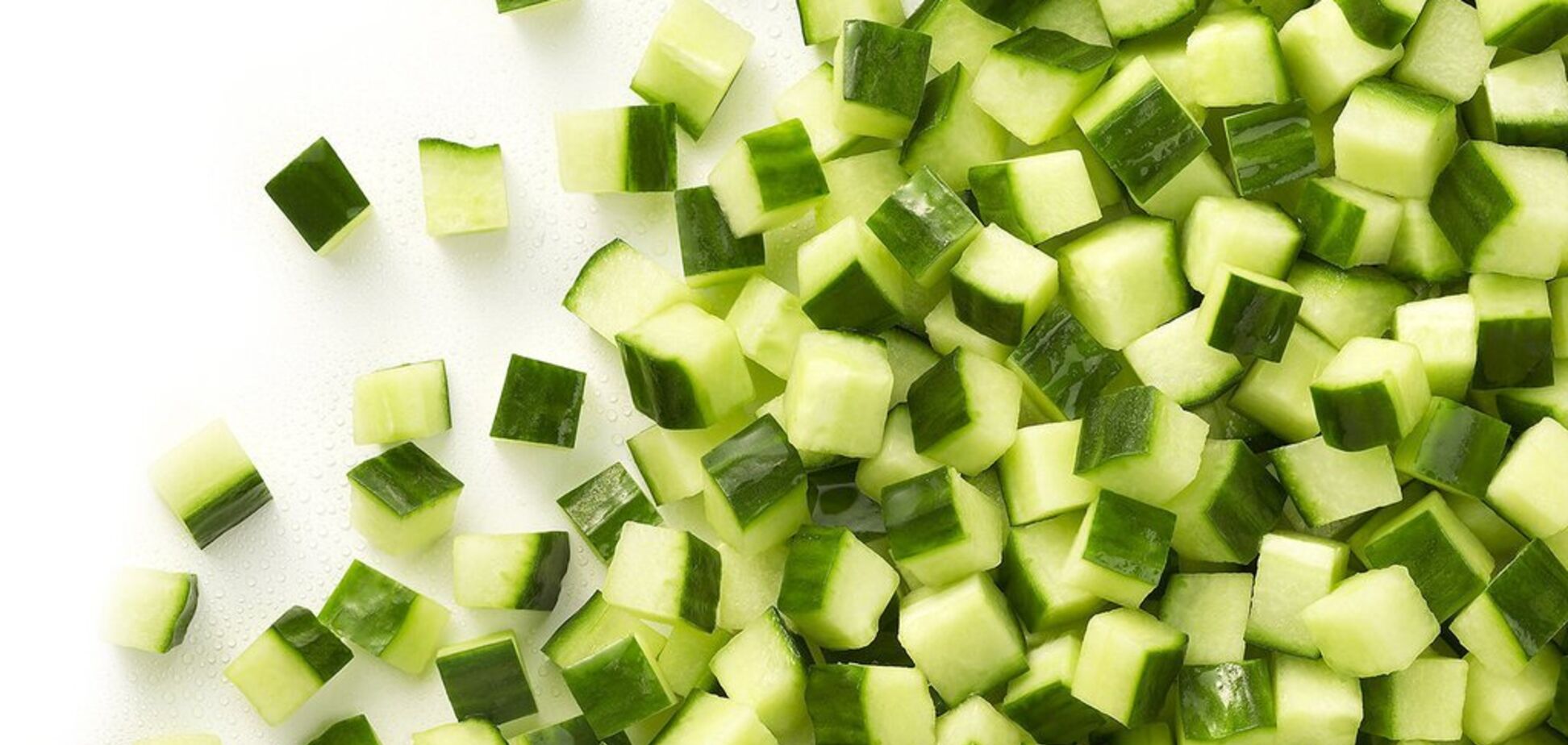 П'ять рецептів дуже смачних салатів з огірками
