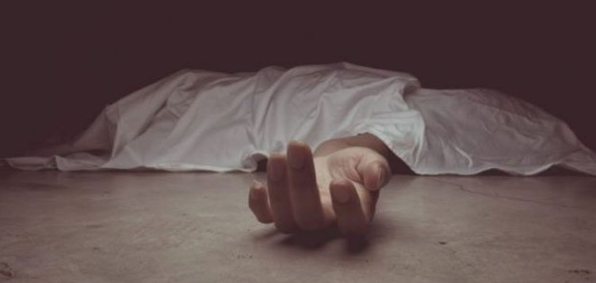 У Кривому Розі син забив до смерті рідну матір. Фото 18+