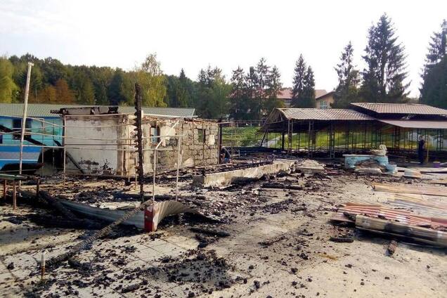 Пожежа в дитячому таборі на Прикарпатті: з'явилися подробиці і фото