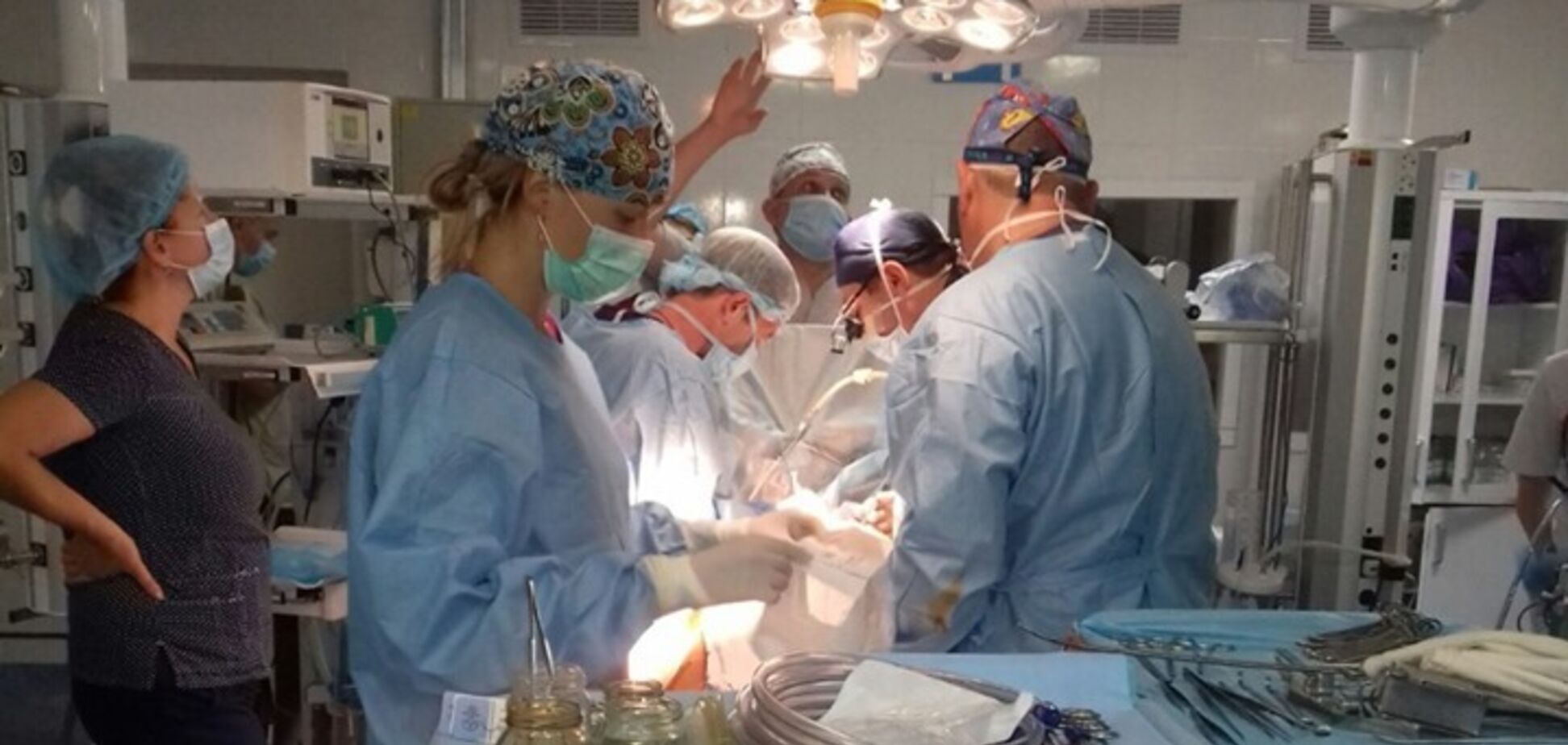 Беременной из Винницы провели уникальную операцию на сердце