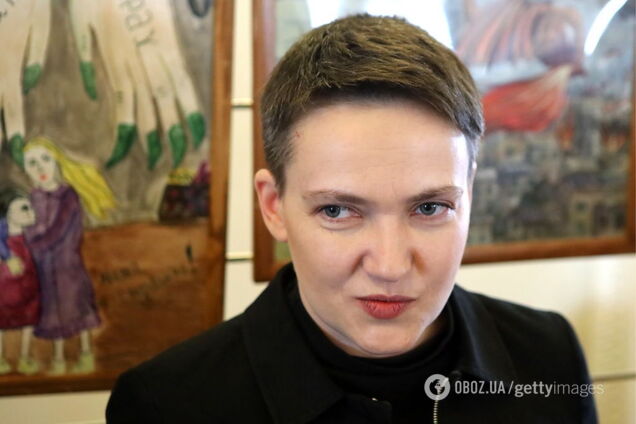 'Она их не моет'? Фото Савченко с ногами на столе ужаснуло сеть