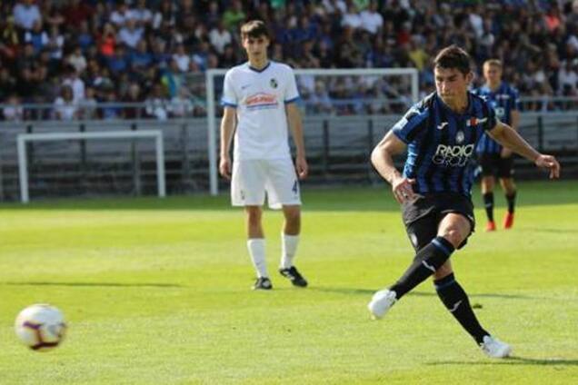 Стало известно, сколько получает звезда сборной Украины в Серии А