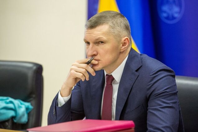 У ДФС звільнили топ-чиновника: ексклюзивний документ