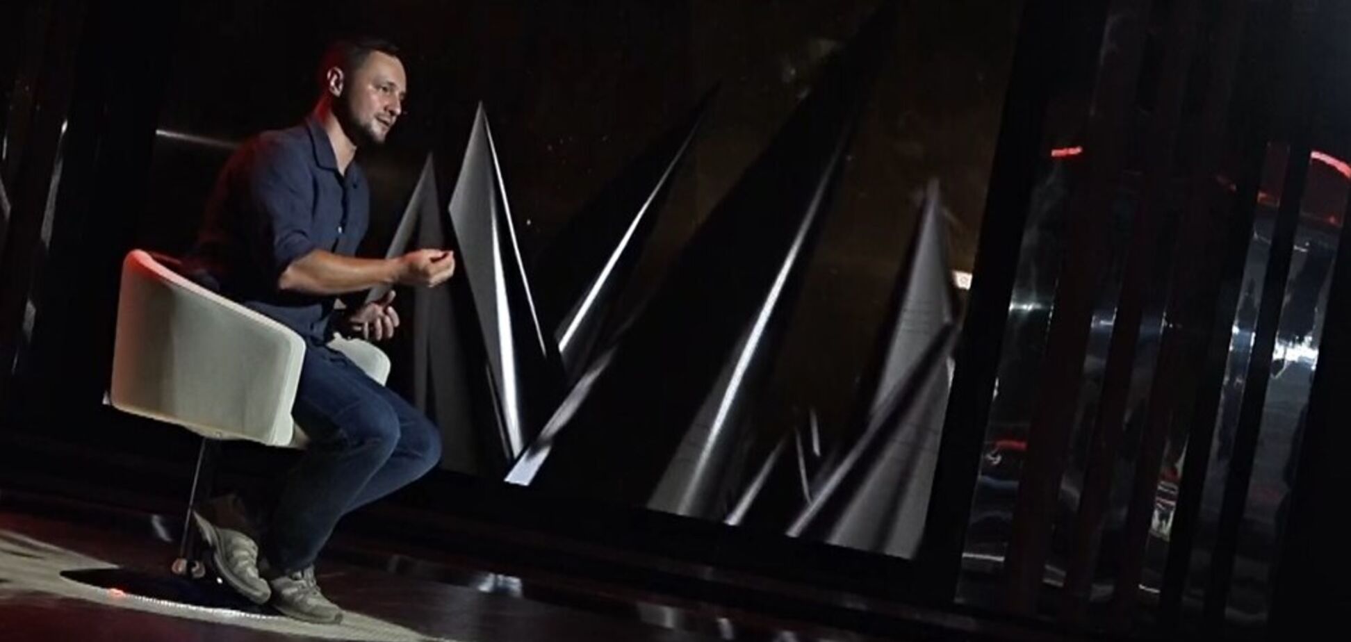 'Наших валят, отвечать нечем...' Озвучен сценарий 'слива' войны на Донбассе