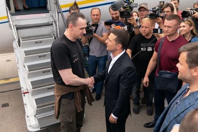 Полонені повернулися додому: у Зеленського дали важливу обіцянку