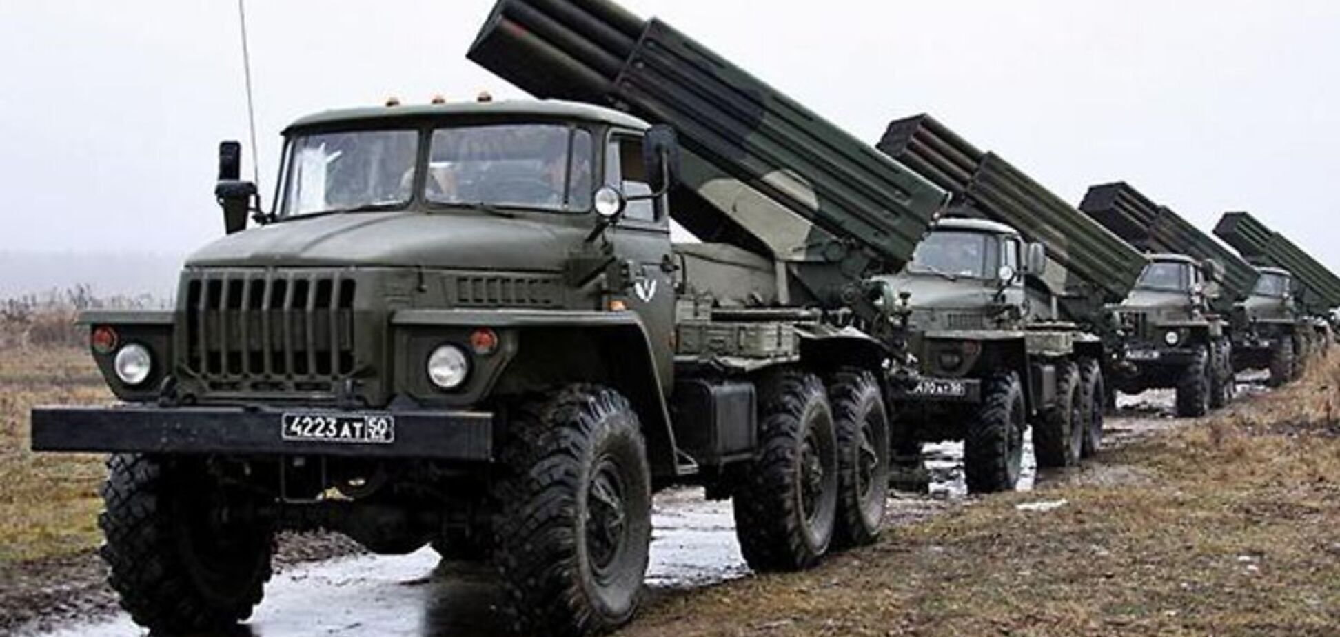 Террористы на Донбассе внезапно стянули технику к позициям ВСУ: что происходит