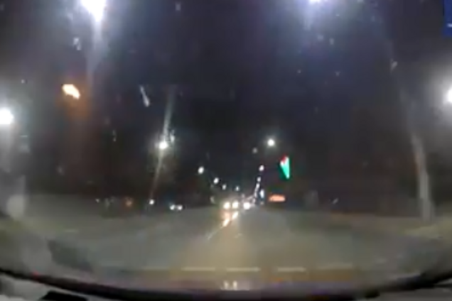 Під Києвом озброєний водій влаштував перегони із поліцією