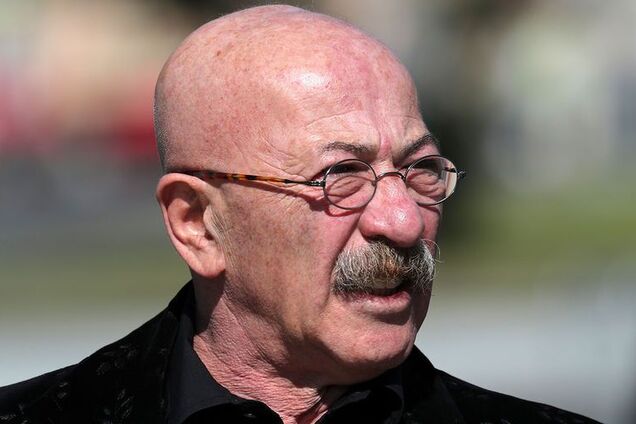 Розенбаум впервые появился на публике после операции: видео