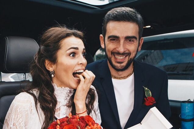 Знаменита випускниця 'Фабрики зірок' втекла з Росії