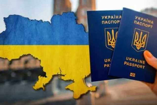Українцям подовжили терміни перебування без віз у двох країнах