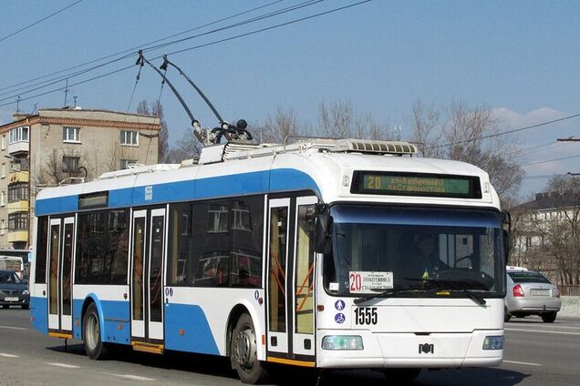 У Дніпрі замість тролейбусів їздитимуть автобуси: подробиці