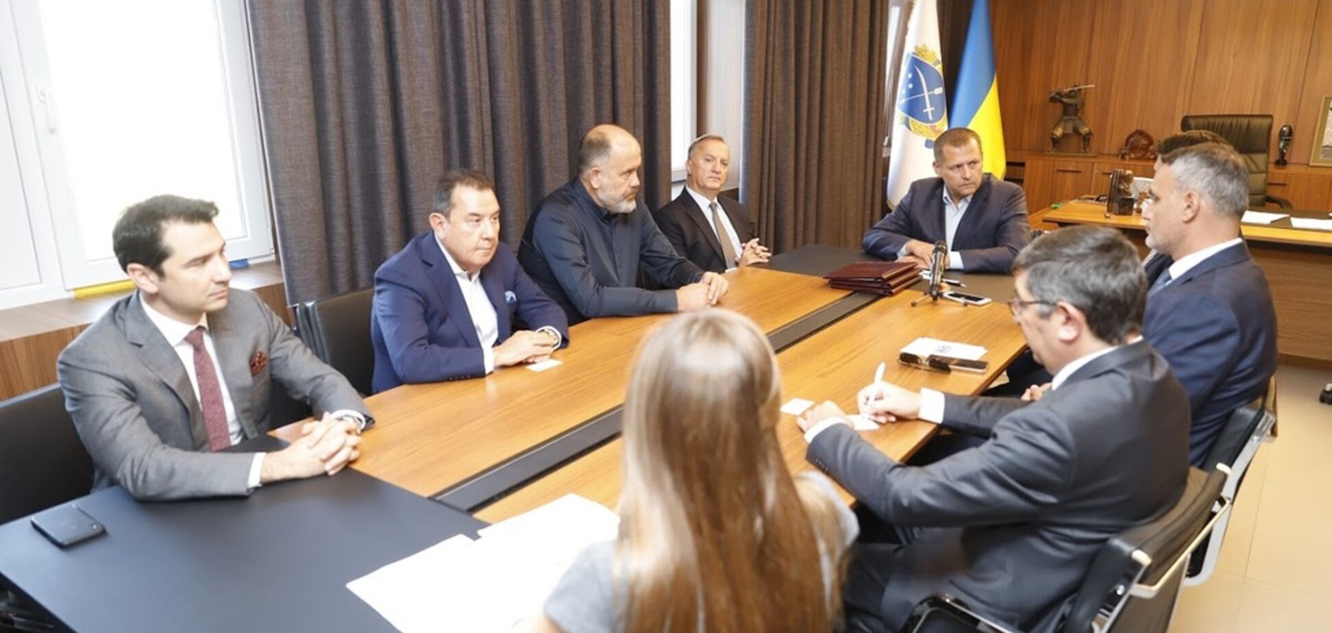 Турецькі бізнесмени запанікували через аеропорт Дніпра