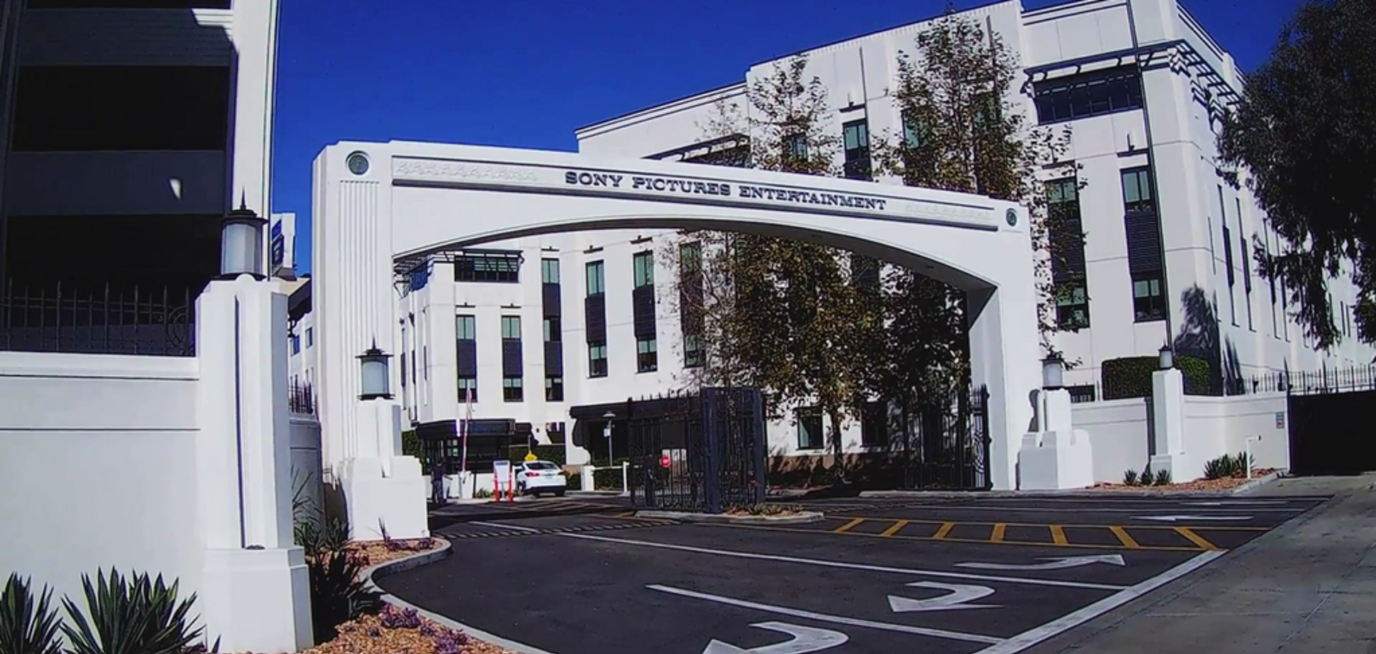 В США крупнейшая киностудия займется добычей солнечной энергии