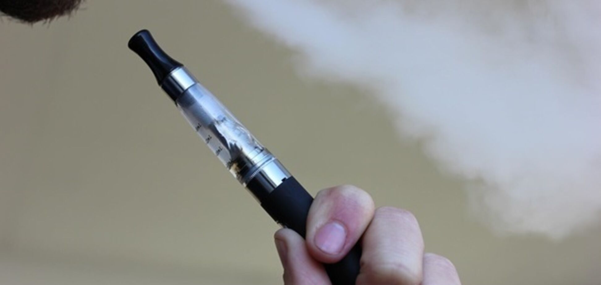 Электронные сигареты породили новую смертельную болезнь