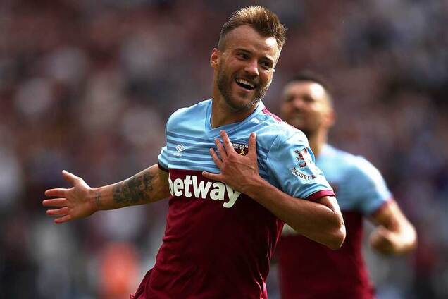 Гол Ярмоленко признали лучшим в Англии