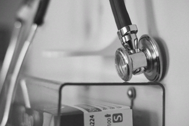 'Не больница, а дурдом!' В Кривом Роге вспыхнул скандал вокруг спасения женщины