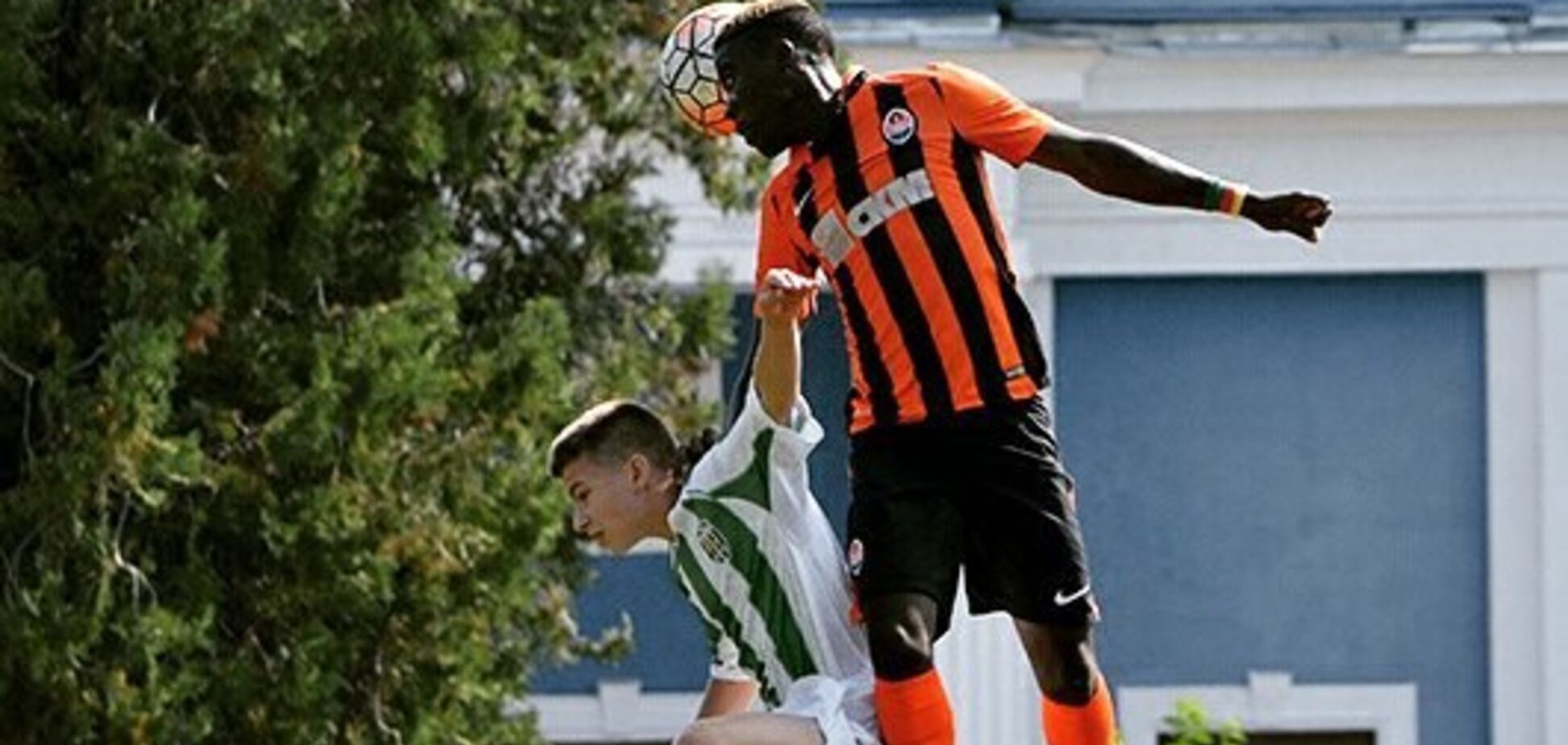 Официально: 'Динамо' подписало полузащитника 'Шахтера'