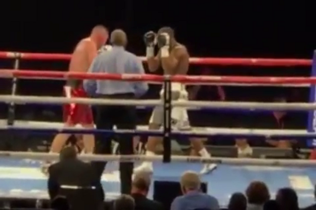 Відомий український супертяж достроково переміг в скандальному бою - опубліковано відео