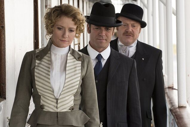 Смотрите на ObozTV сериал 'Расследование Мердока' — серия 'Принц и бунтарь'