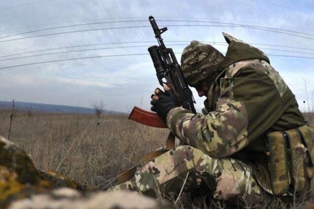 Били из минометов: на Донбассе развернулись жестокие бои