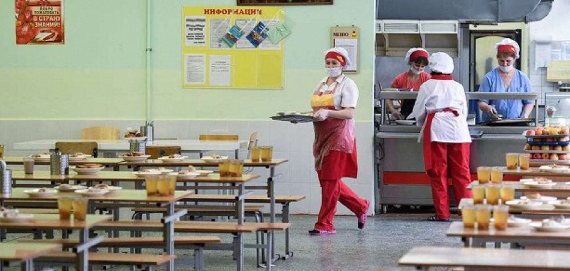 Під Києвом мамі хворої дитини заборонили заходити в шкільну їдальню: виник скандал