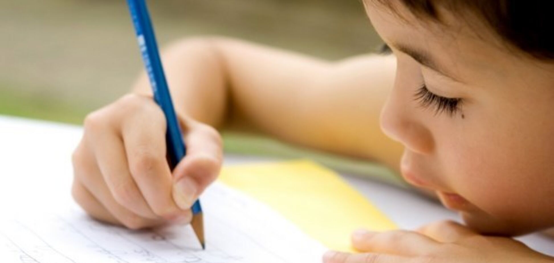 Як виправити почерк у дитини: опубліковано легкі способи