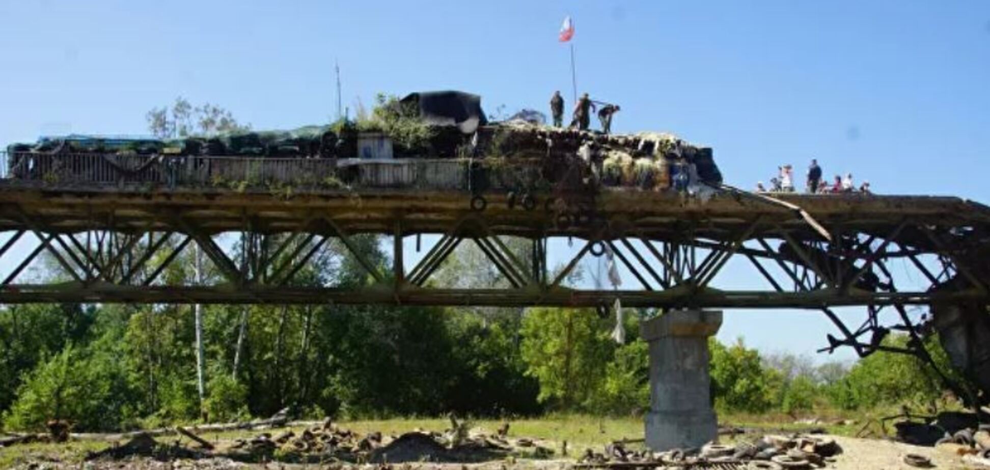 У Луганську прогримів потужний вибух: фото з місця НП