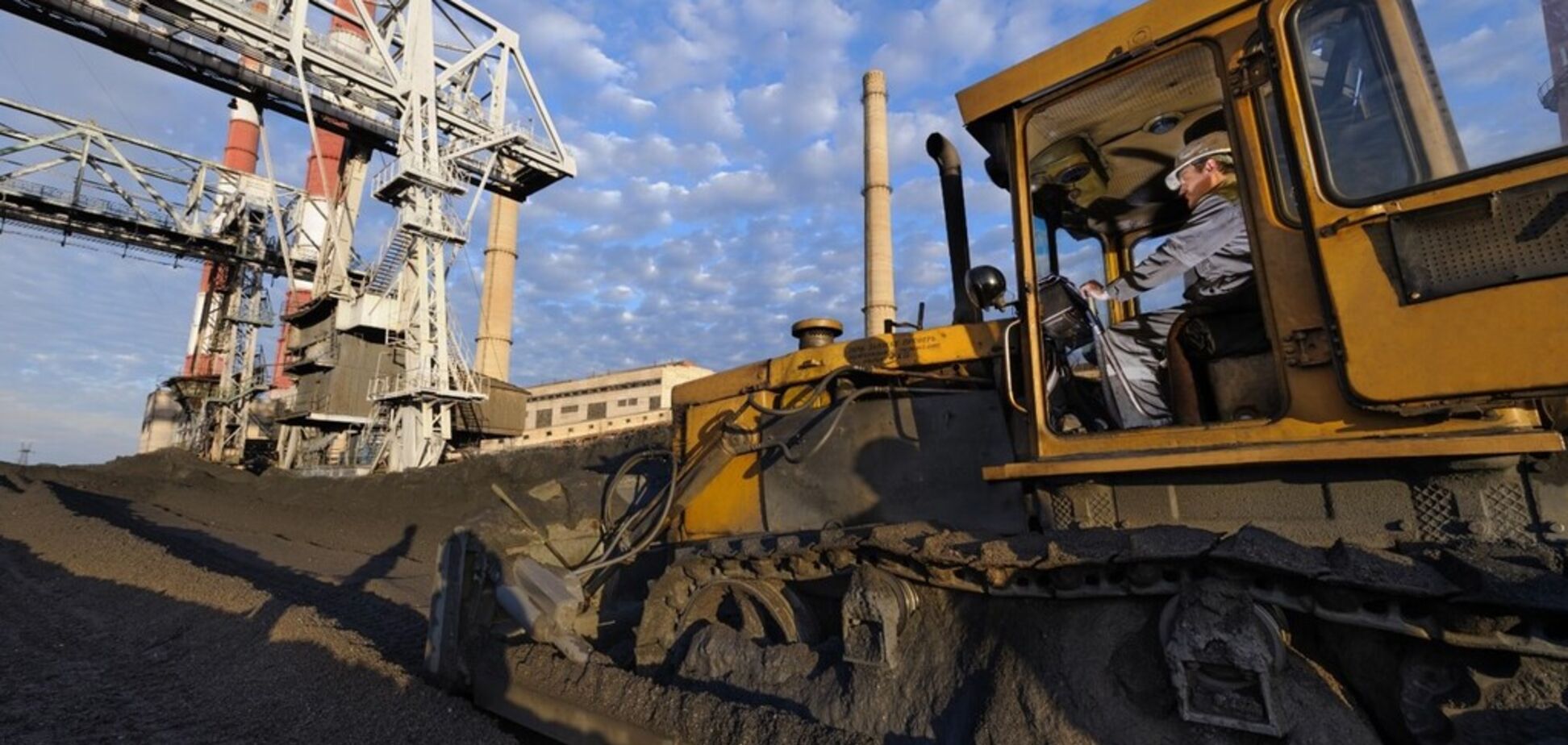 Підготовка до зими: ДТЕК від початку вересня збільшив запаси вугілля на ТЕС на 57%