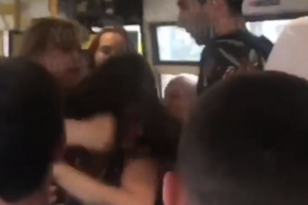 В Киеве женщины устроили драку века в маршрутке
