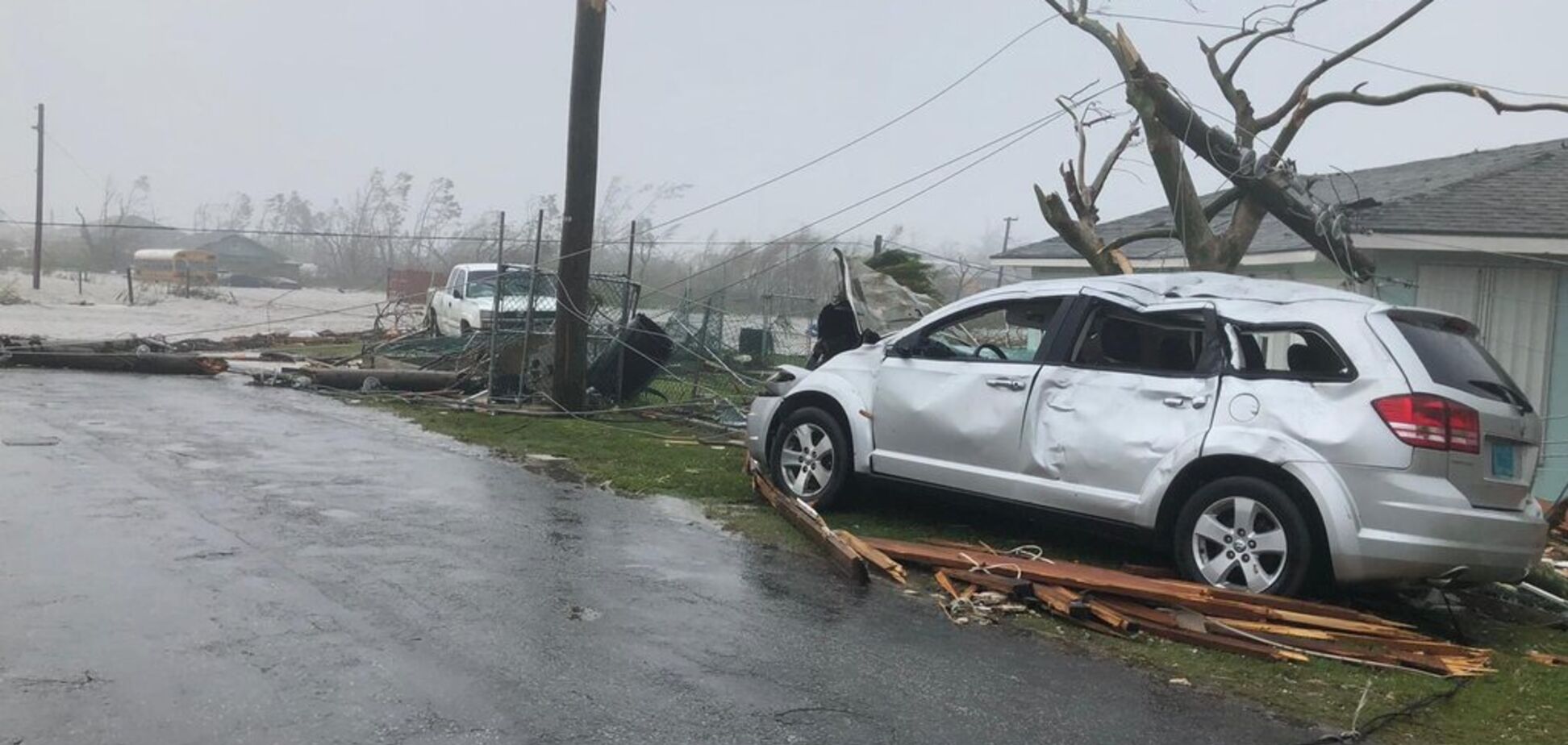 На США обрушился ураган 'Дориан'