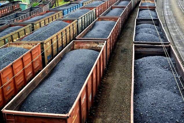 "Ситуація катастрофічна": Росія перекрила поставки вугілля Україні