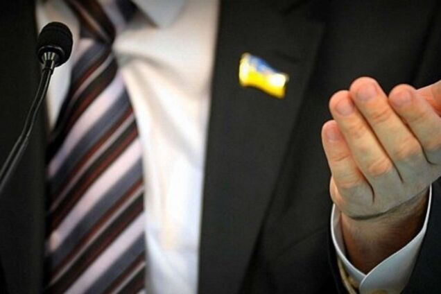 Як скасували депутатську недоторканність лише для л*хів