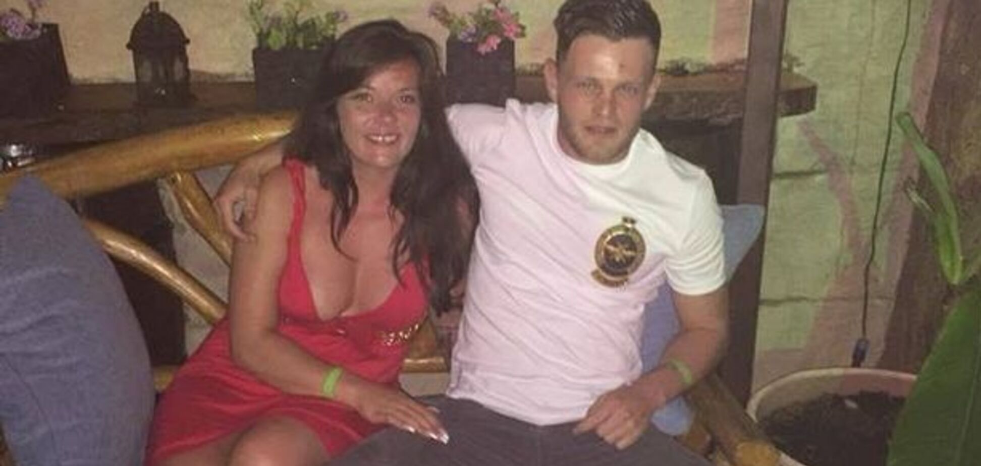 Футболист три дня бил девушку железным прутом и заставил слизывать краску - фото последствий