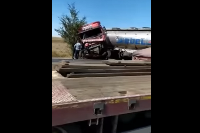 Моторошна ДТП із маршруткою під Одесою: з'явилося нове відео з місця аварії