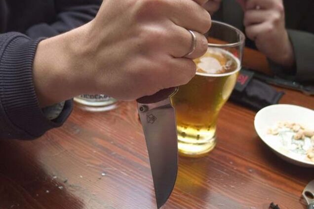 Убил одним ударом: под Днепром поножовщина закончилась смертью женщины